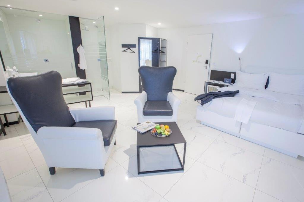 Boutiquehotel Thessoni Classic & Self Service Residence Home Zuerich Regensdorf Eksteriør billede